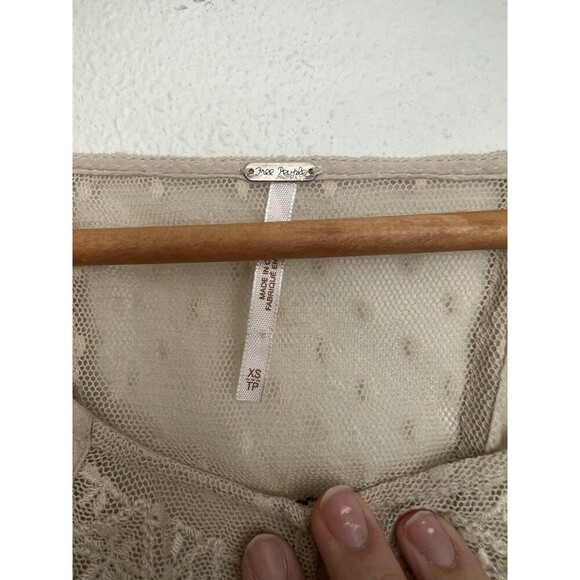 Free People Emotion Bell Sleeve Lace Blouse Peasant Top Fairy Cottage Coquette - Picture 7 of 8